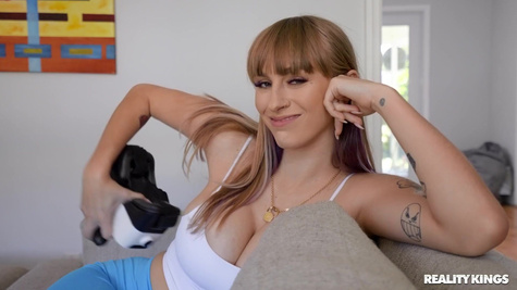 Angel Youngs in Titty Bouncing VR Jogging